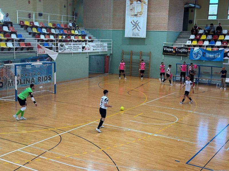 La UA Ceutí desciende a Segunda B tras una dolorosa derrota ante el Levante (3-4)